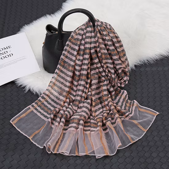 Supplier Wholesale Fashion Classic Jacquard Plaid Wool Blend Winter Scarf